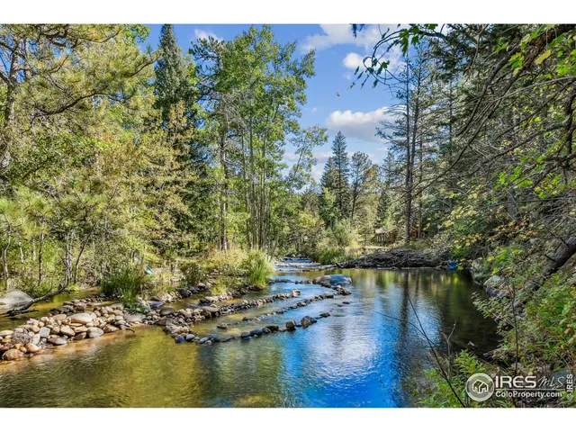 $450,000 | 541 Riverside Drive, Lyons, CO 80540