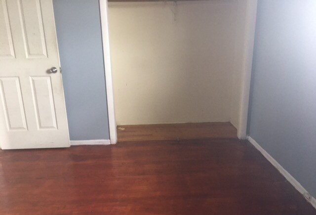 725 East 152nd Street Phoenix, IL 60426 - Photo 7 of 13 a view of a small space