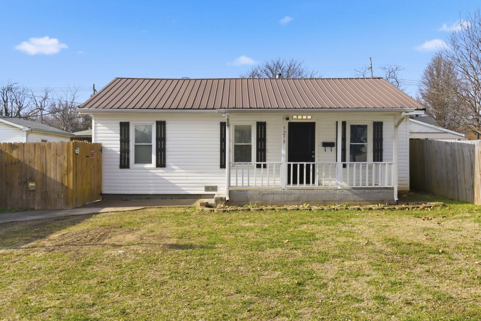 1259 South Ferguson Avenue Springfield, MO 65807 - Photo 1 of 1 1-web-or-mls-DSC04889