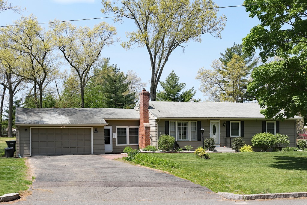 32 Sawmill Road Springfield, MA 01118 - Photo 3 of 14
