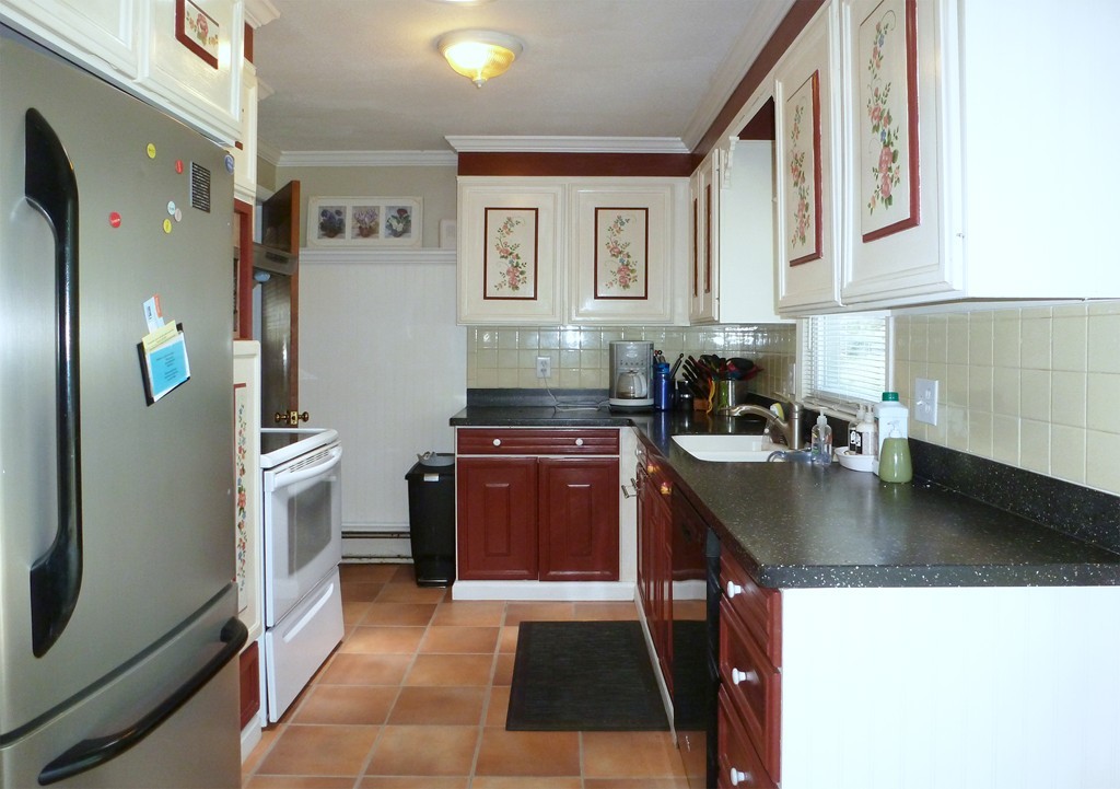 32 Sawmill Road Springfield, MA 01118 - Photo 8 of 14