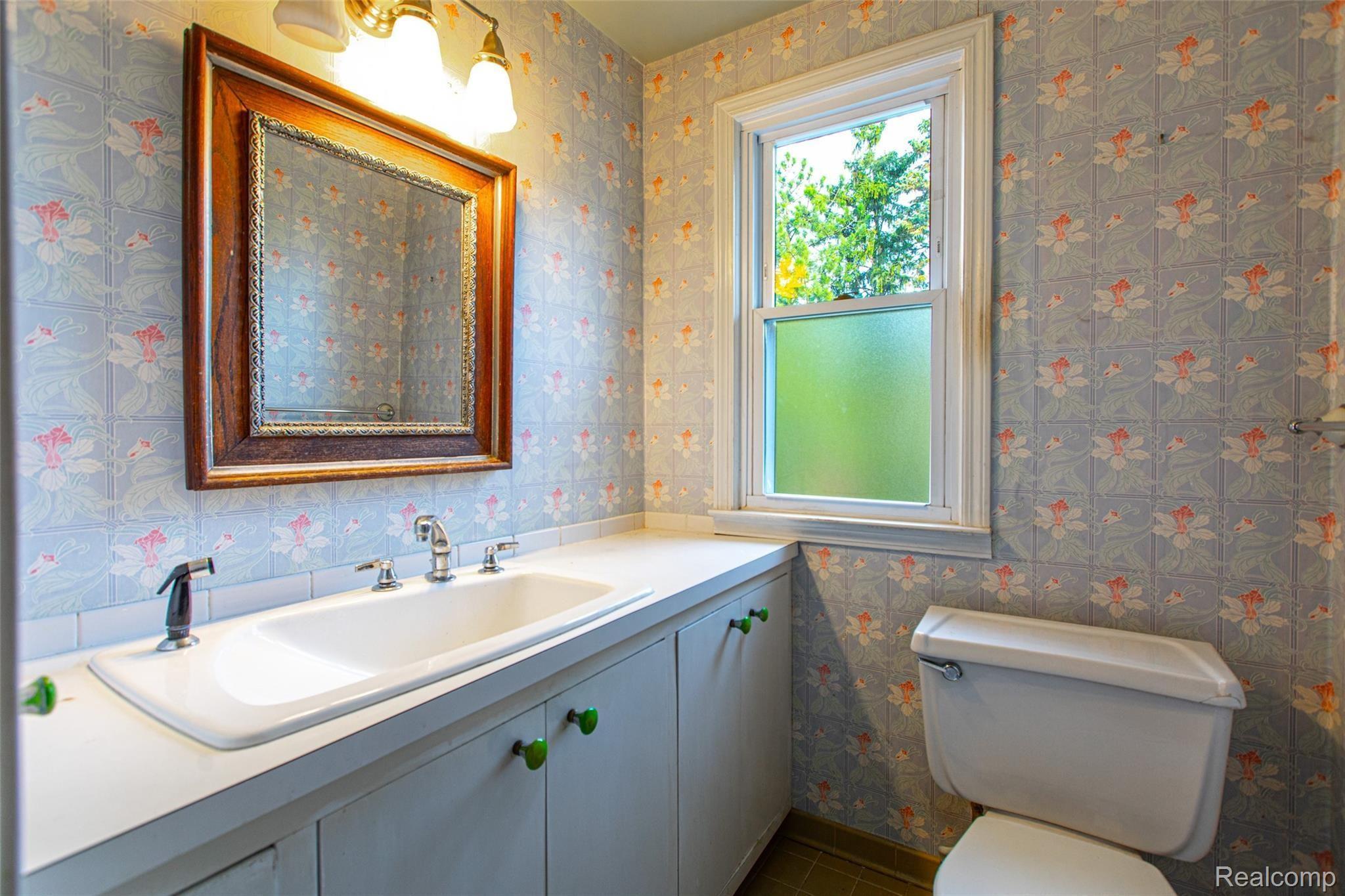 85 Amherst Road Pleasant Ridge, MI 48069 - Photo 20 of 43 -34.jpg