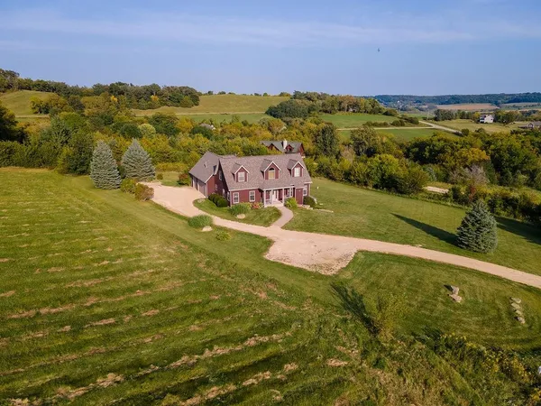 $695,000 | 1 Eagle Lane, Galena, IL 61036