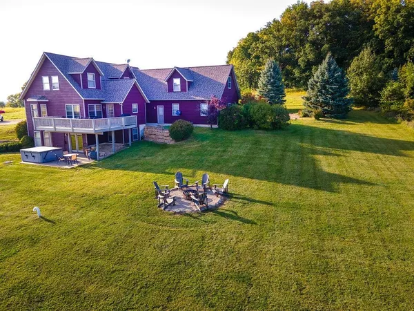 $695,000 | 1 Eagle Lane, Galena, IL 61036