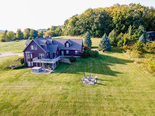 $695,000 | 1 Eagle Lane, Galena, IL 61036