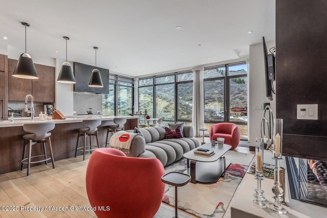 $5,975,000 | 45 Wood Road, Unit 401, Snowmass Village, CO 81615