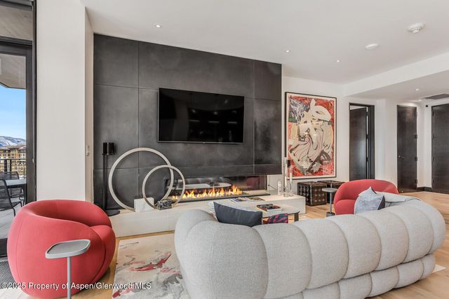 $5,975,000 | 45 Wood Road, Unit 401, Snowmass Village, CO 81615