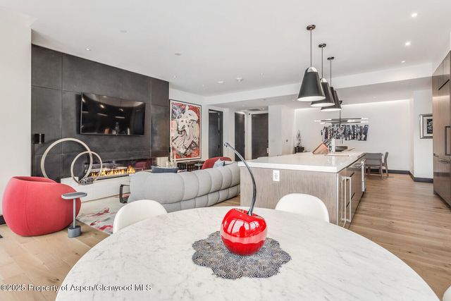 $5,975,000 | 45 Wood Road, Unit 401, Snowmass Village, CO 81615