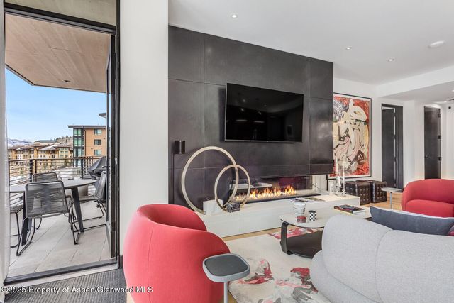 $5,975,000 | 45 Wood Road, Unit 401, Snowmass Village, CO 81615