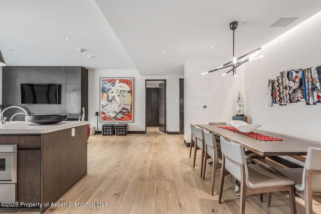 $5,975,000 | 45 Wood Road, Unit 401, Snowmass Village, CO 81615