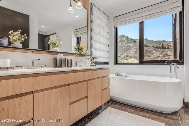 $5,975,000 | 45 Wood Road, Unit 401, Snowmass Village, CO 81615