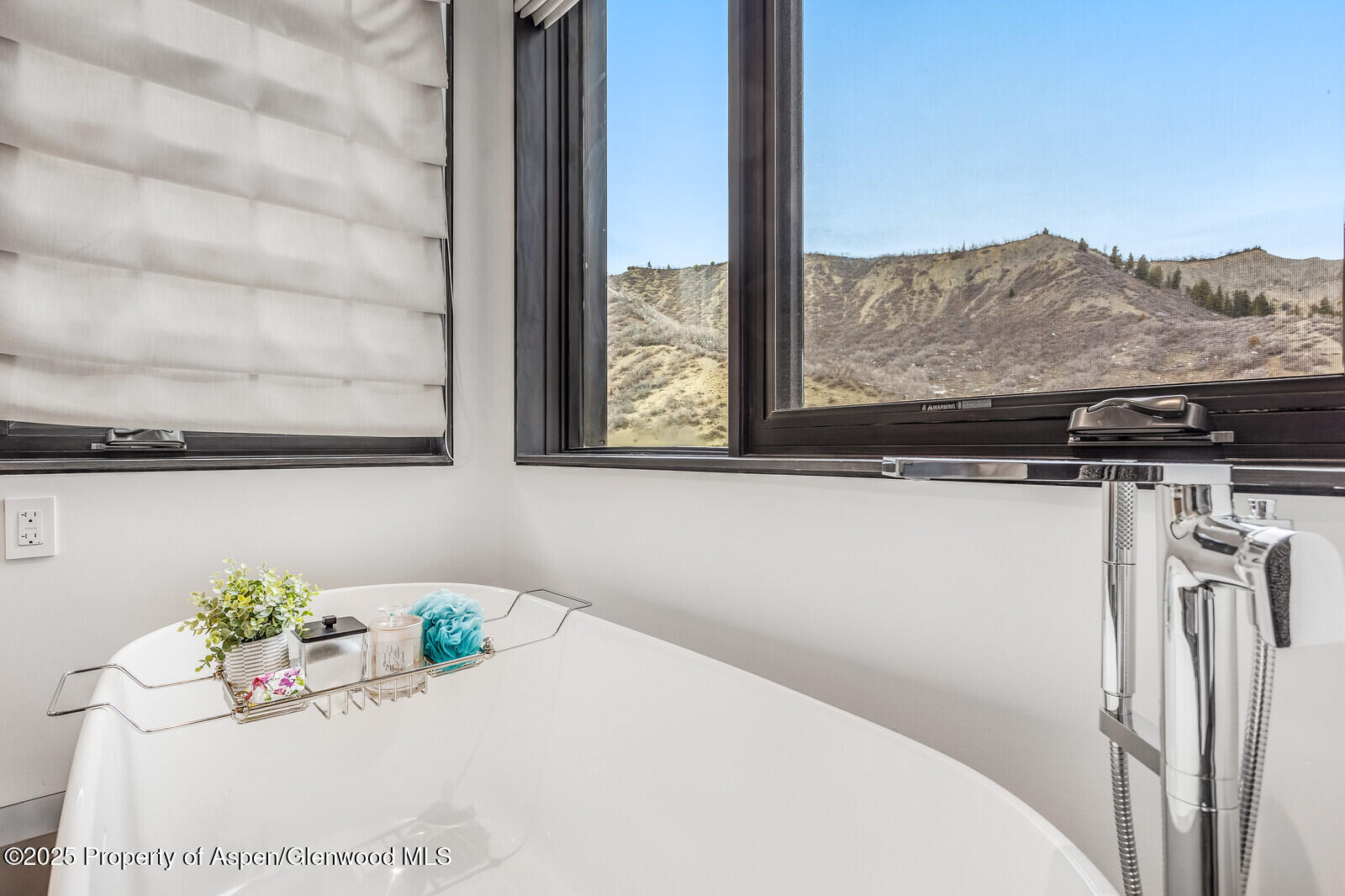 45 Wood Road, Unit 401 Snowmass Village, CO 81615 - Photo 46 of 68 46_45_Wood_Road_Unit_401_Snowmass_Villag