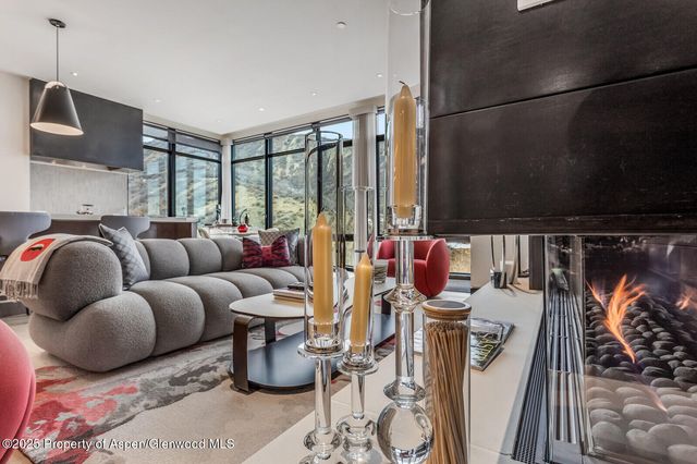 $5,975,000 | 45 Wood Road, Unit 401, Snowmass Village, CO 81615
