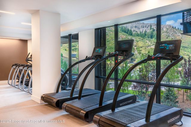 $5,975,000 | 45 Wood Road, Unit 401, Snowmass Village, CO 81615