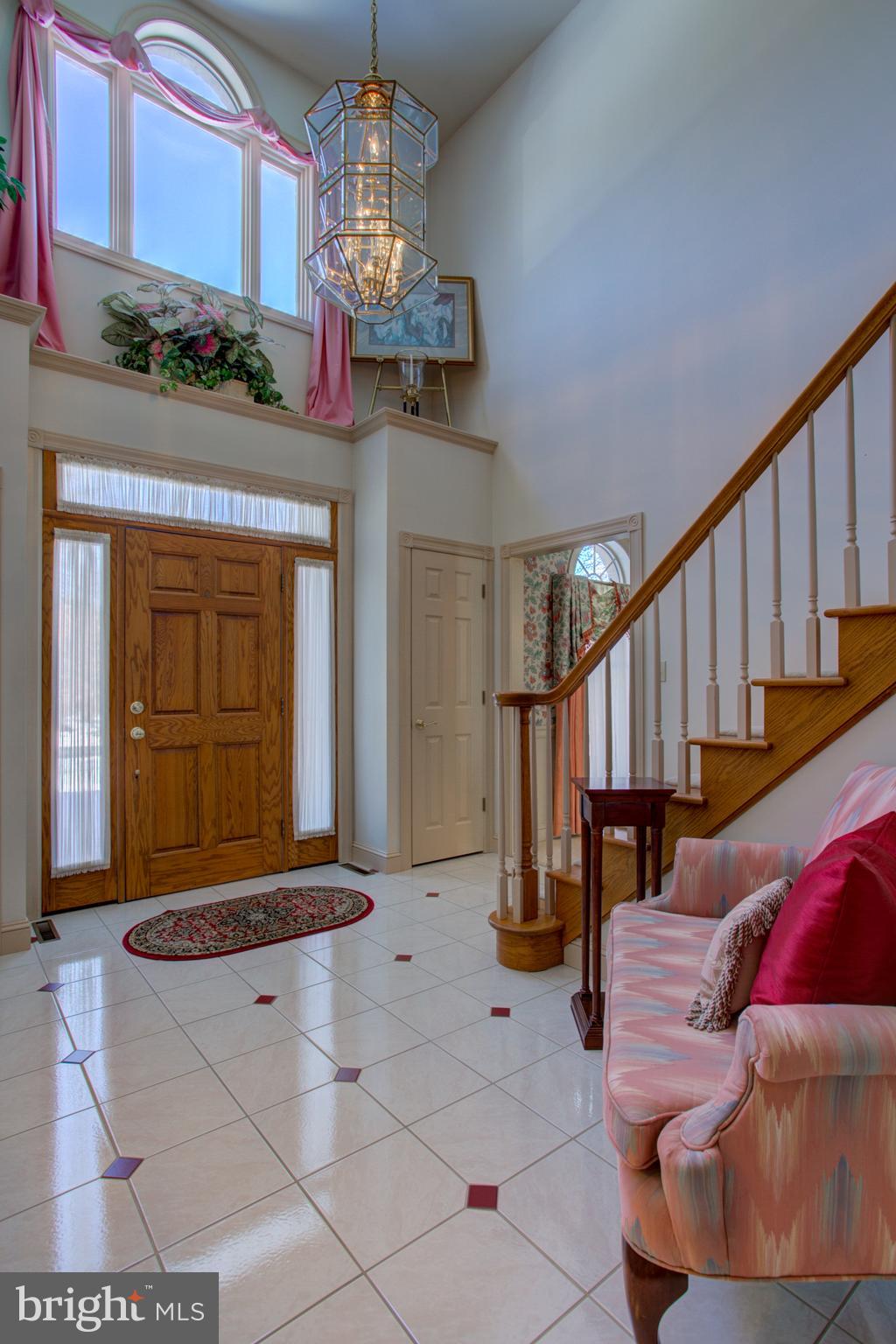 635 Randolph Drive Lititz, PA 17543 - Photo 3 of 50