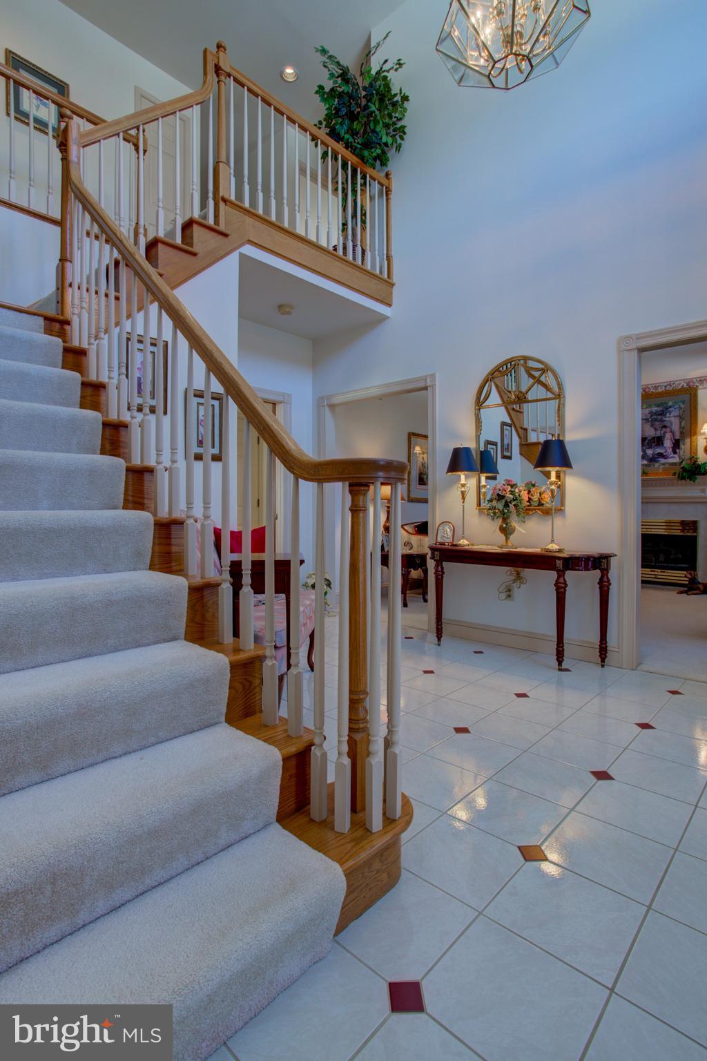 635 Randolph Drive Lititz, PA 17543 - Photo 5 of 50
