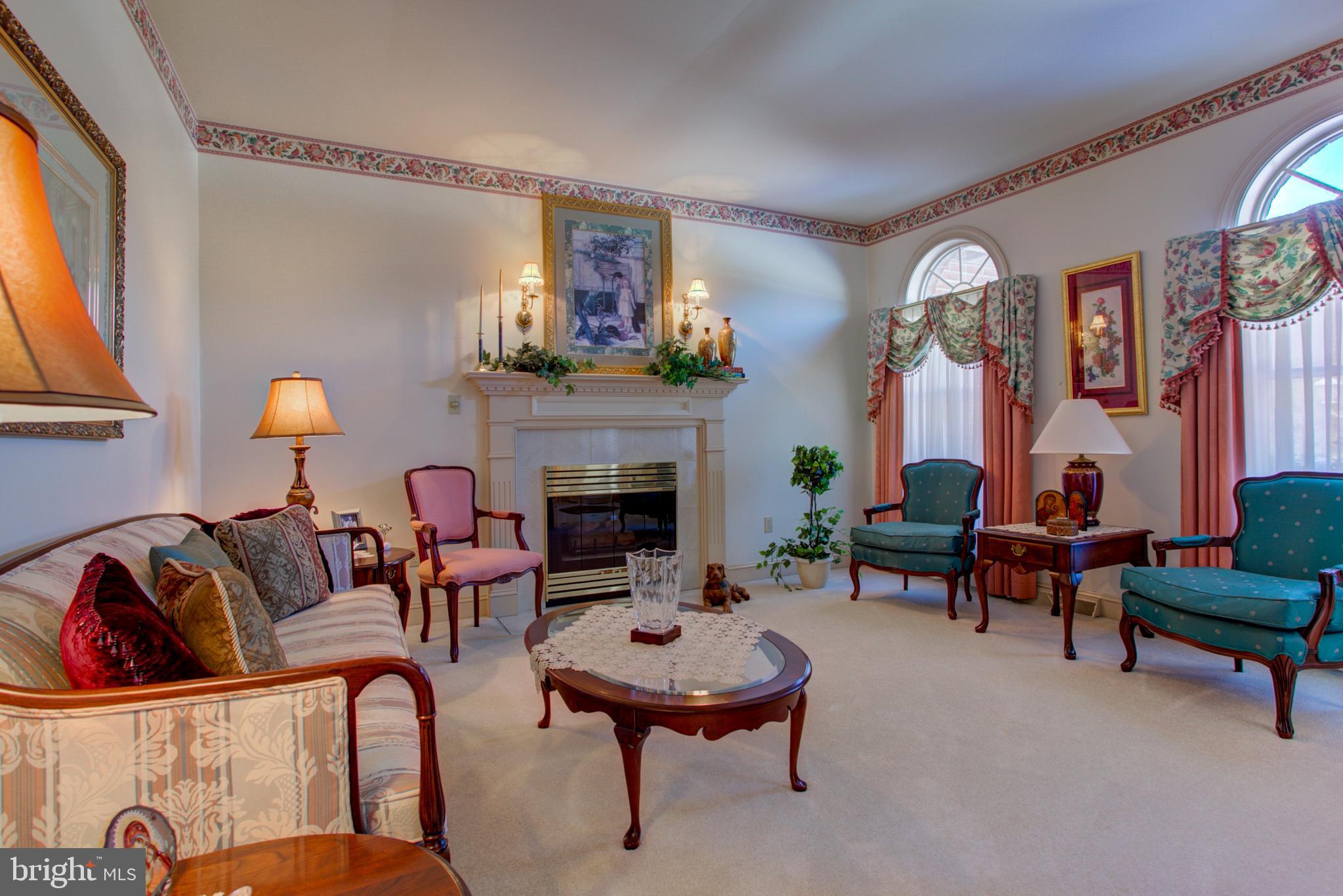 635 Randolph Drive Lititz, PA 17543 - Photo 7 of 50