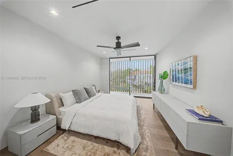 $32,500,000 | 1400 West Lake Drive, Fort Lauderdale, FL 33316