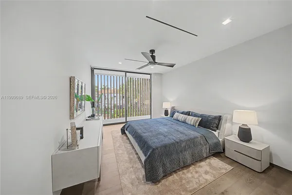 $32,500,000 | 1400 West Lake Drive, Fort Lauderdale, FL 33316