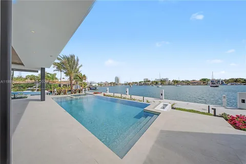 $32,500,000 | 1400 West Lake Drive, Fort Lauderdale, FL 33316
