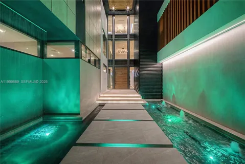 $32,500,000 | 1400 West Lake Drive, Fort Lauderdale, FL 33316