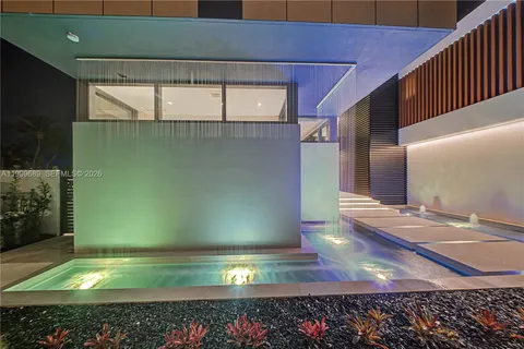 $32,500,000 | 1400 West Lake Drive, Fort Lauderdale, FL 33316