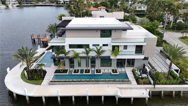 $32,500,000 | 1400 West Lake Drive, Fort Lauderdale, FL 33316