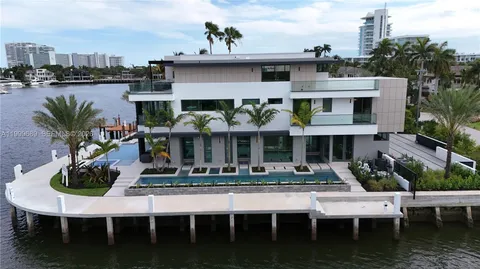 $32,500,000 | 1400 West Lake Drive, Fort Lauderdale, FL 33316