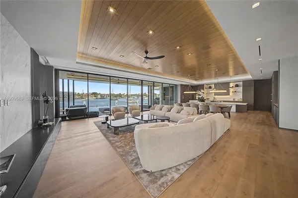 $32,500,000 | 1400 West Lake Drive, Fort Lauderdale, FL 33316