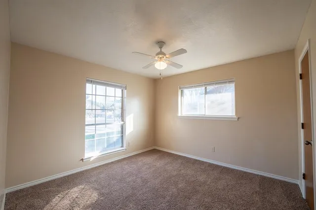 $1,850 | 309 Brookview Drive, DeSoto, TX 75115