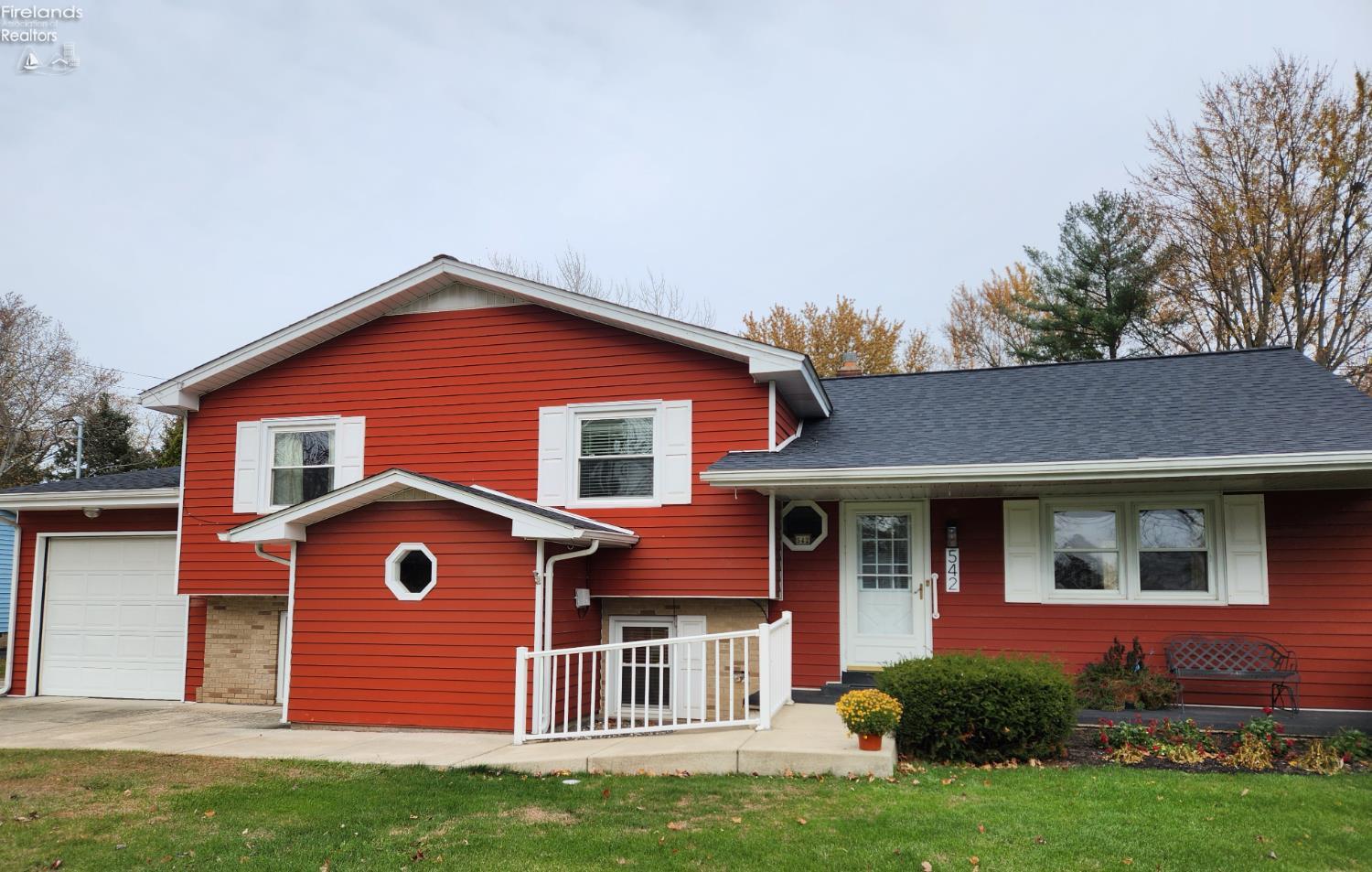 542 Berlin Road Huron, OH 44839 - Photo 3 of 96 Gallery Image 3