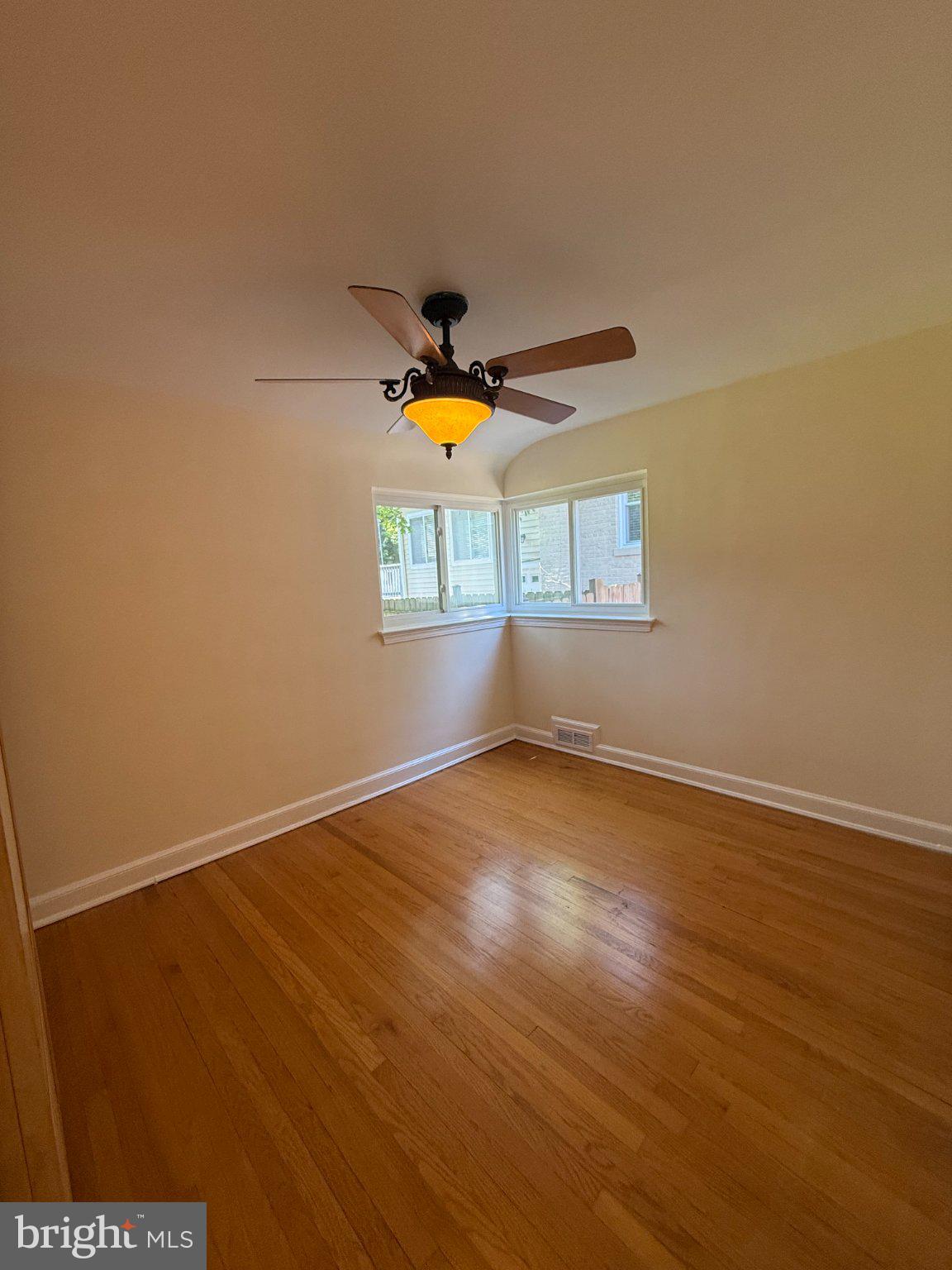 4616 Rosedale Avenue Bethesda, MD 20814 - Photo 15 of 26