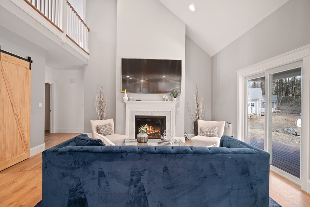 19 High Popples Road, Unit B Gloucester, MA 01930 - Photo 8 of 24