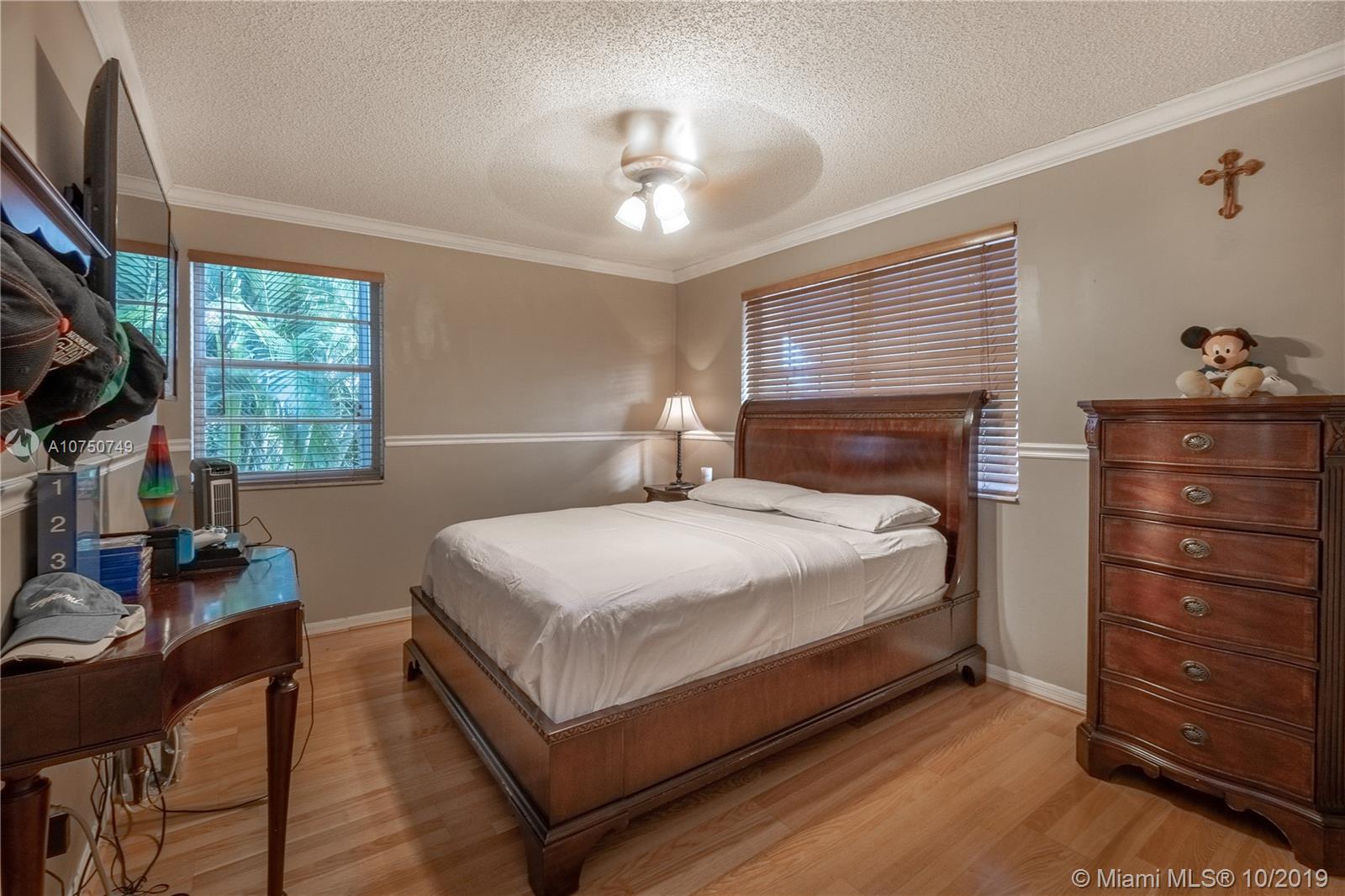 7949 Northwest 188th Terrace Hialeah, FL 33015 - Photo 17 of 22