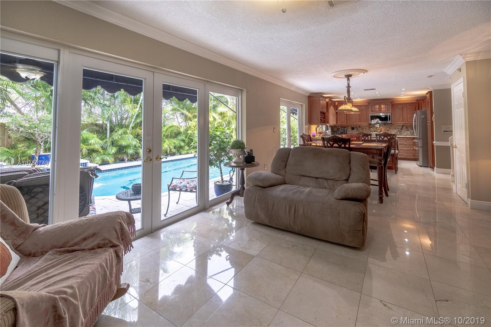 7949 Northwest 188th Terrace Hialeah, FL 33015 - Photo 5 of 22