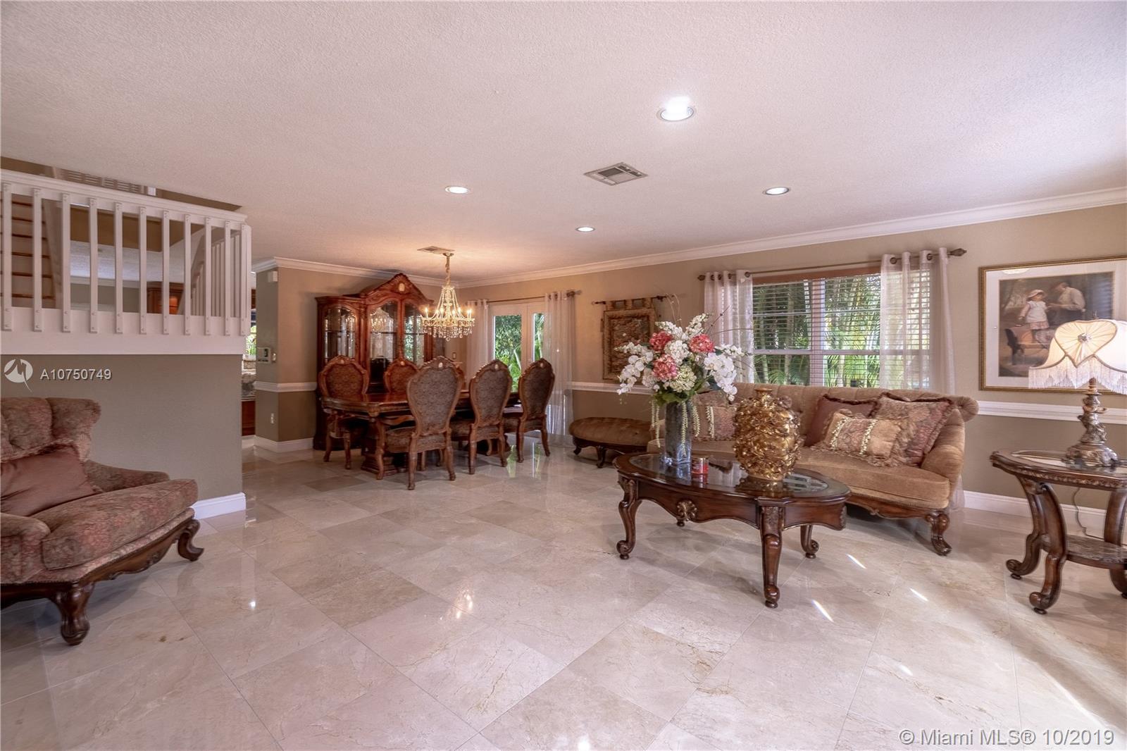 7949 Northwest 188th Terrace Hialeah, FL 33015 - Photo 8 of 22