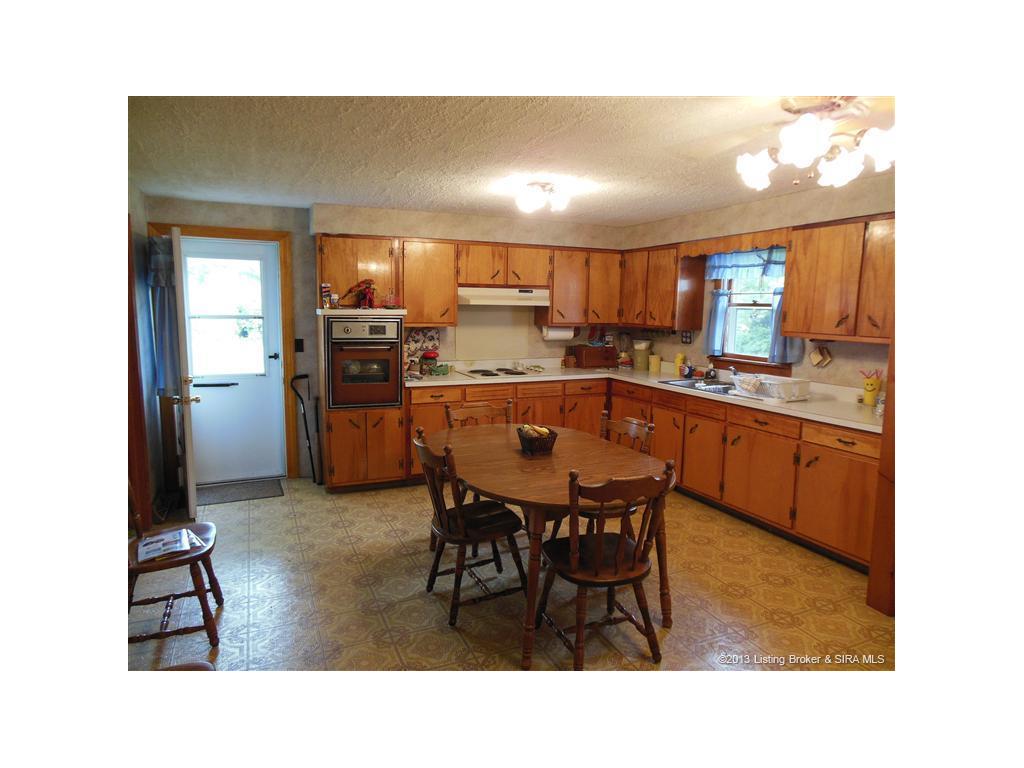 622 Mayfield Road Henryville, IN 47126 - Photo 14 of 19 Gallery Image 14