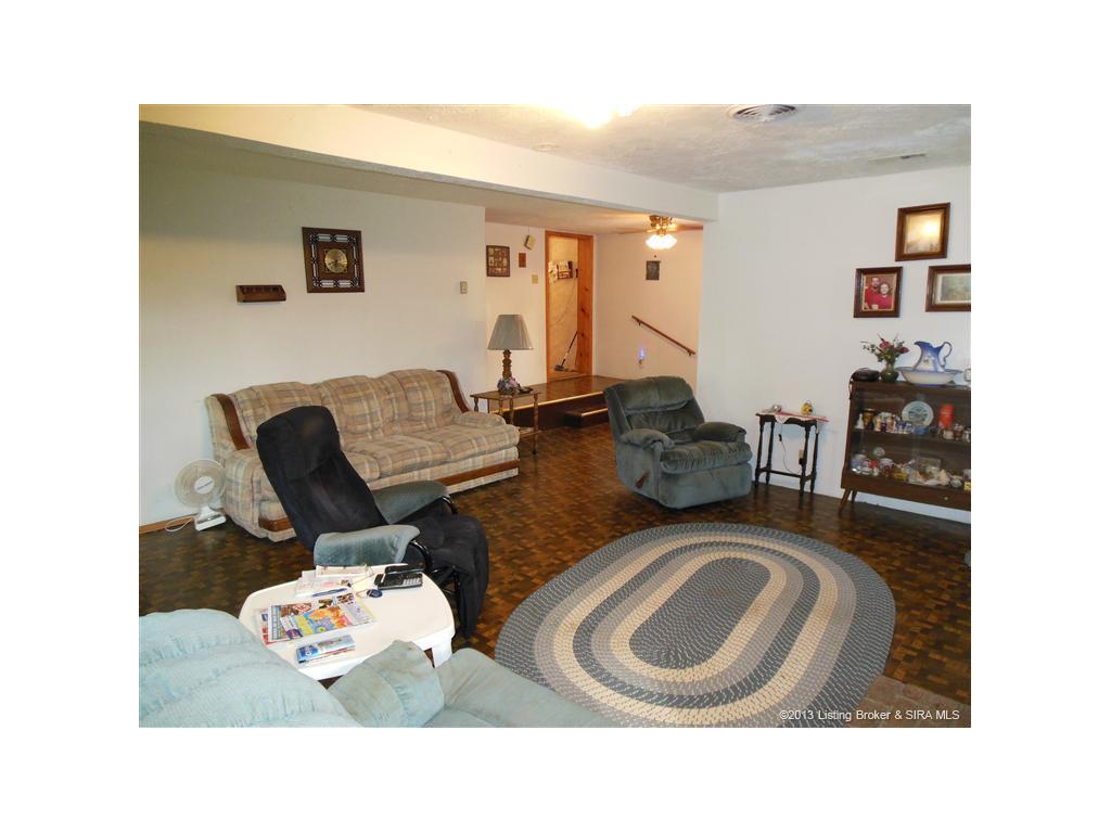 622 Mayfield Road Henryville, IN 47126 - Photo 7 of 19 Gallery Image 7