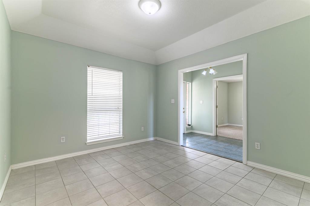 9009 Ravenswood Road Granbury, TX 76049 - Photo 11 of 27 Gallery Image 11