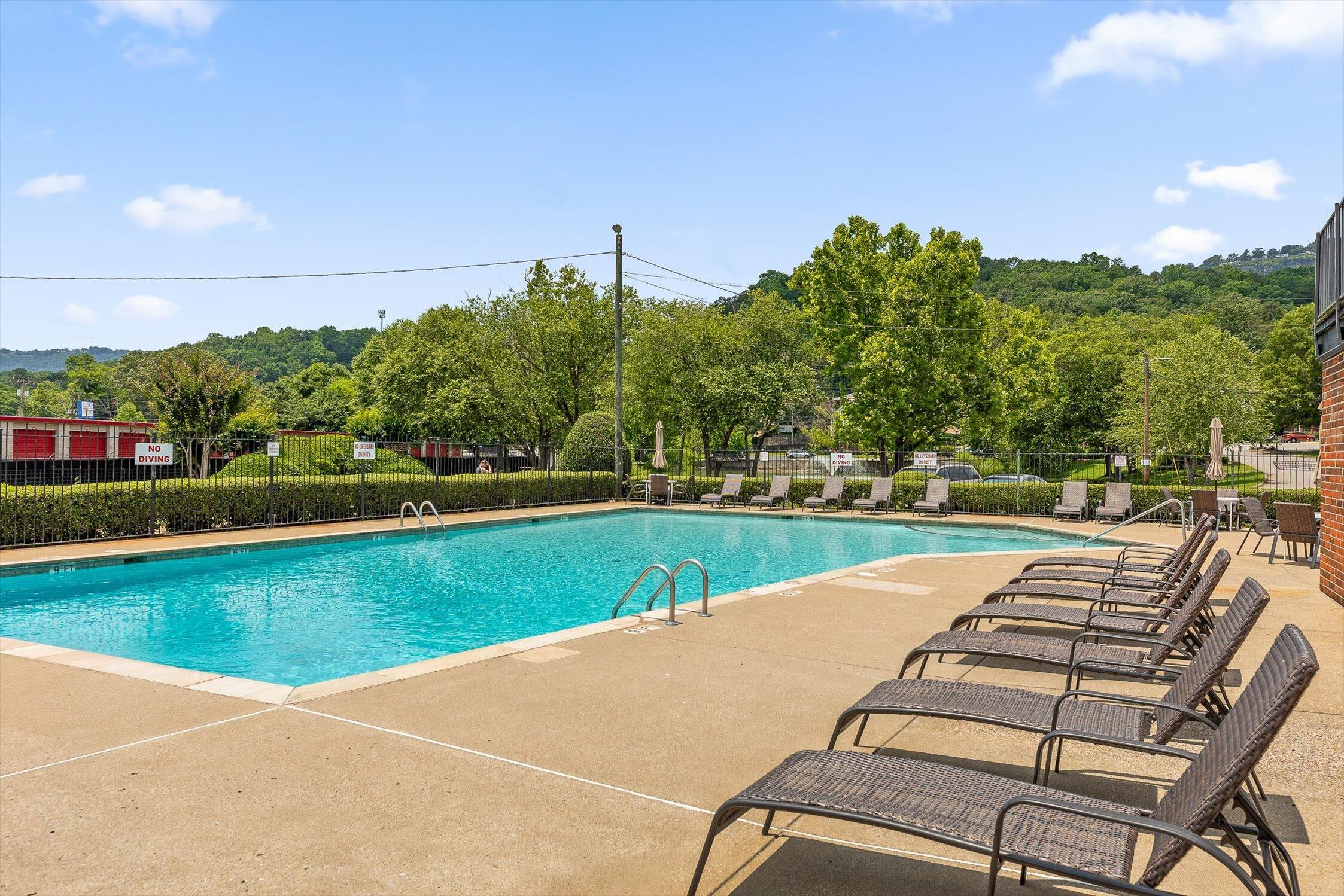 900 Mountain Creek Road, Unit I109 Chattanooga, TN 37405 - Photo 31 of 39 09-SignalView-21