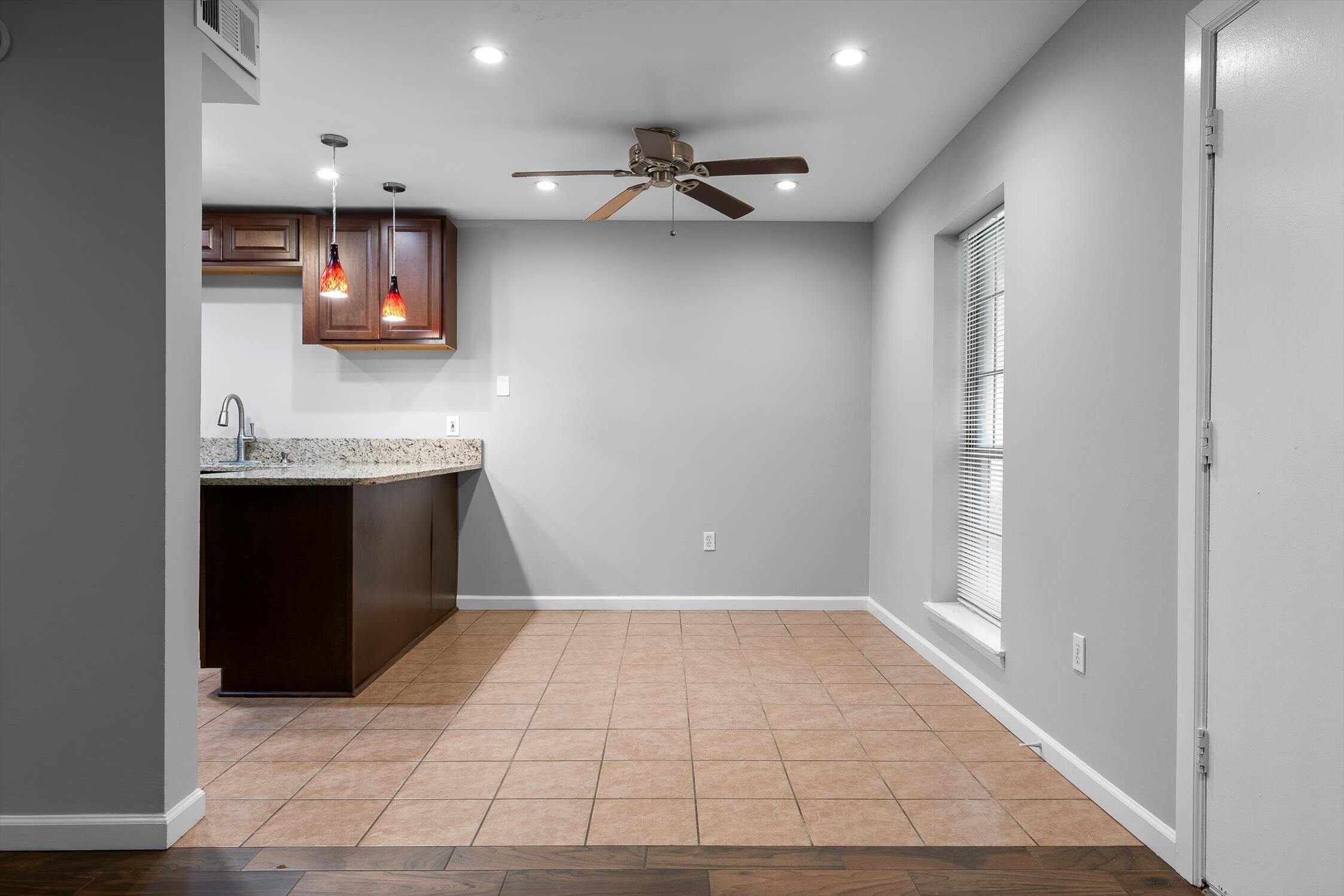 900 Mountain Creek Road, Unit I109 Chattanooga, TN 37405 - Photo 8 of 39 35-Mountain Creek -6