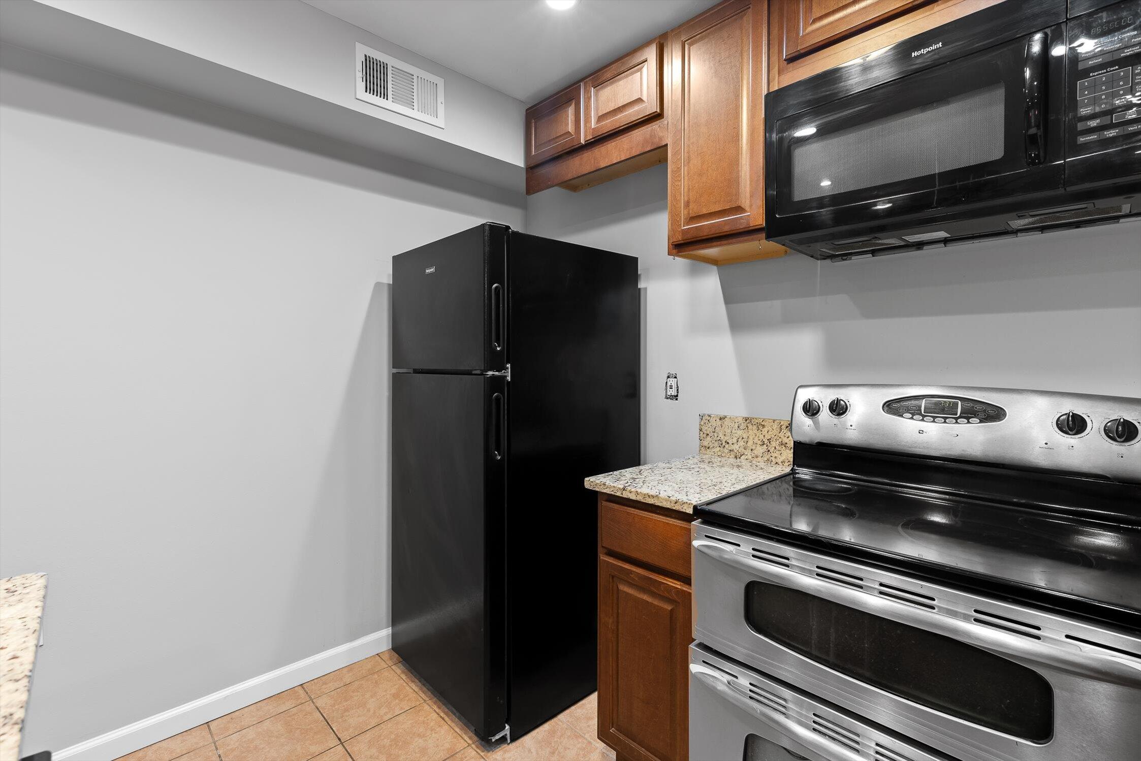 900 Mountain Creek Road, Unit I109 Chattanooga, TN 37405 - Photo 10 of 39 30-Mountain Creek -11