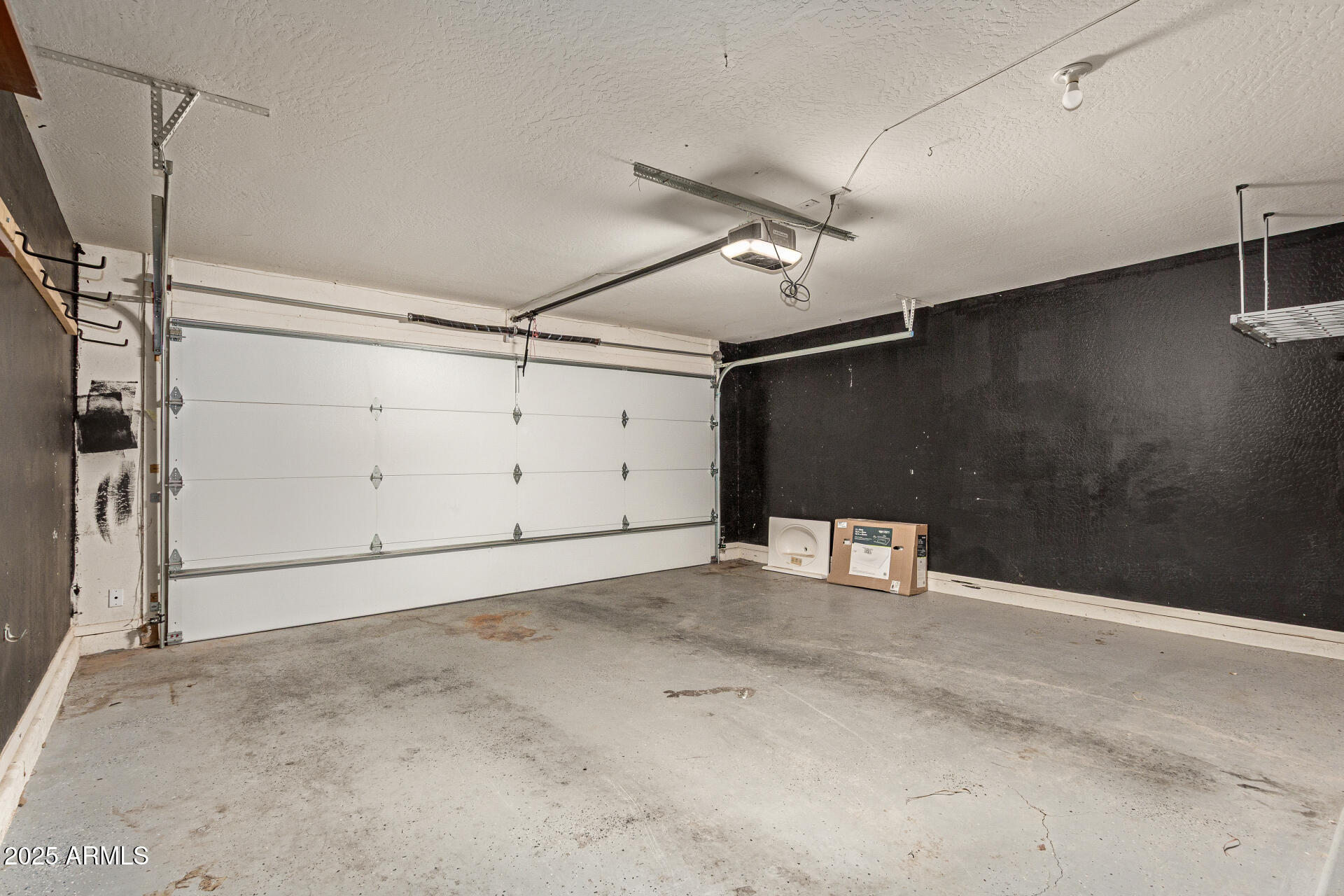 161 South 21st Street Coolidge, AZ 85128 - Photo 27 of 32 a view of a garage