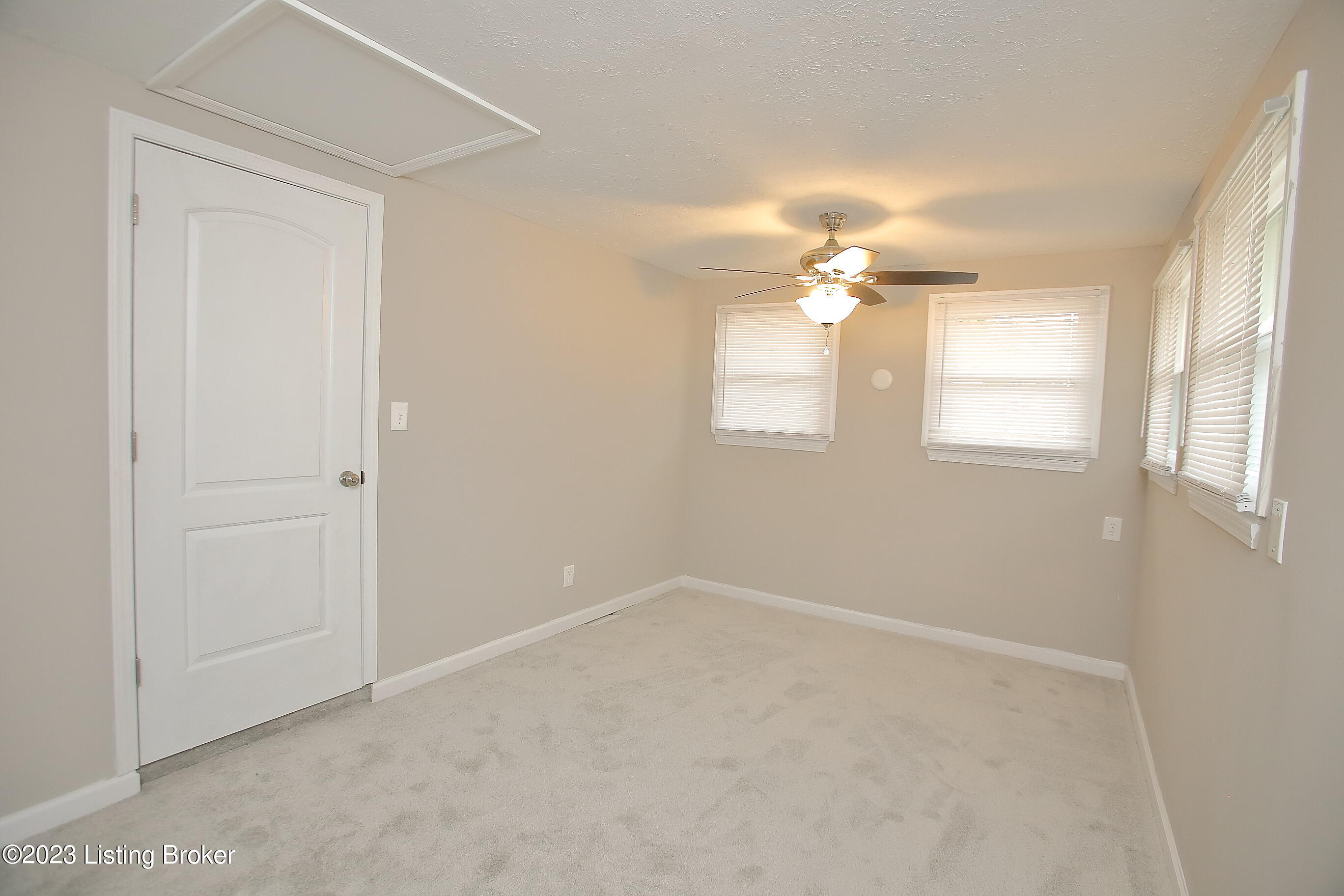 16 Welby Road Louisville, KY 40258 - Photo 18 of 44 Bedroom 2