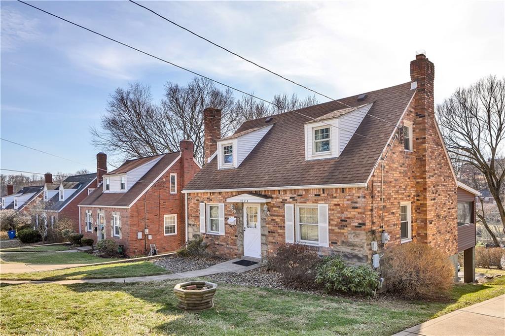 1524 Prospect Road Pittsburgh, PA 15227 - Photo 2 of 25 Gallery Image 2