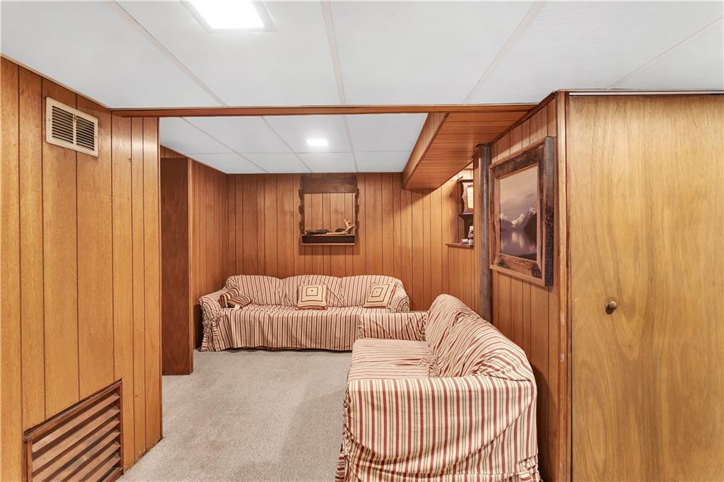 1524 Prospect Road Pittsburgh, PA 15227 - Photo 24 of 25 Gallery Image 24
