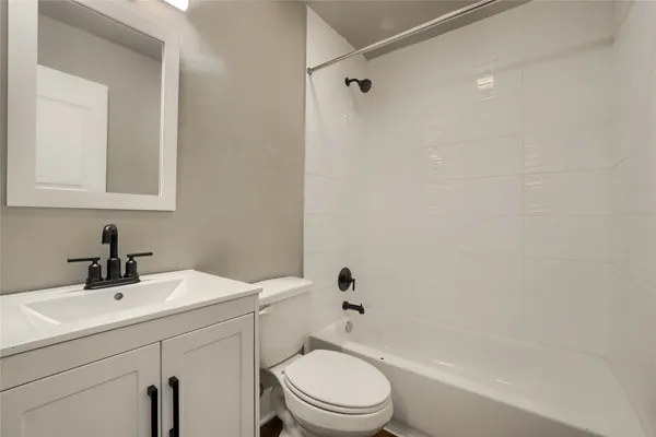 $1,545 | 5909 Lago Vista Way, Unit D, Lago Vista, TX 78645