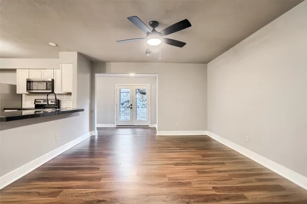 $1,545 | 5909 Lago Vista Way, Unit D, Lago Vista, TX 78645