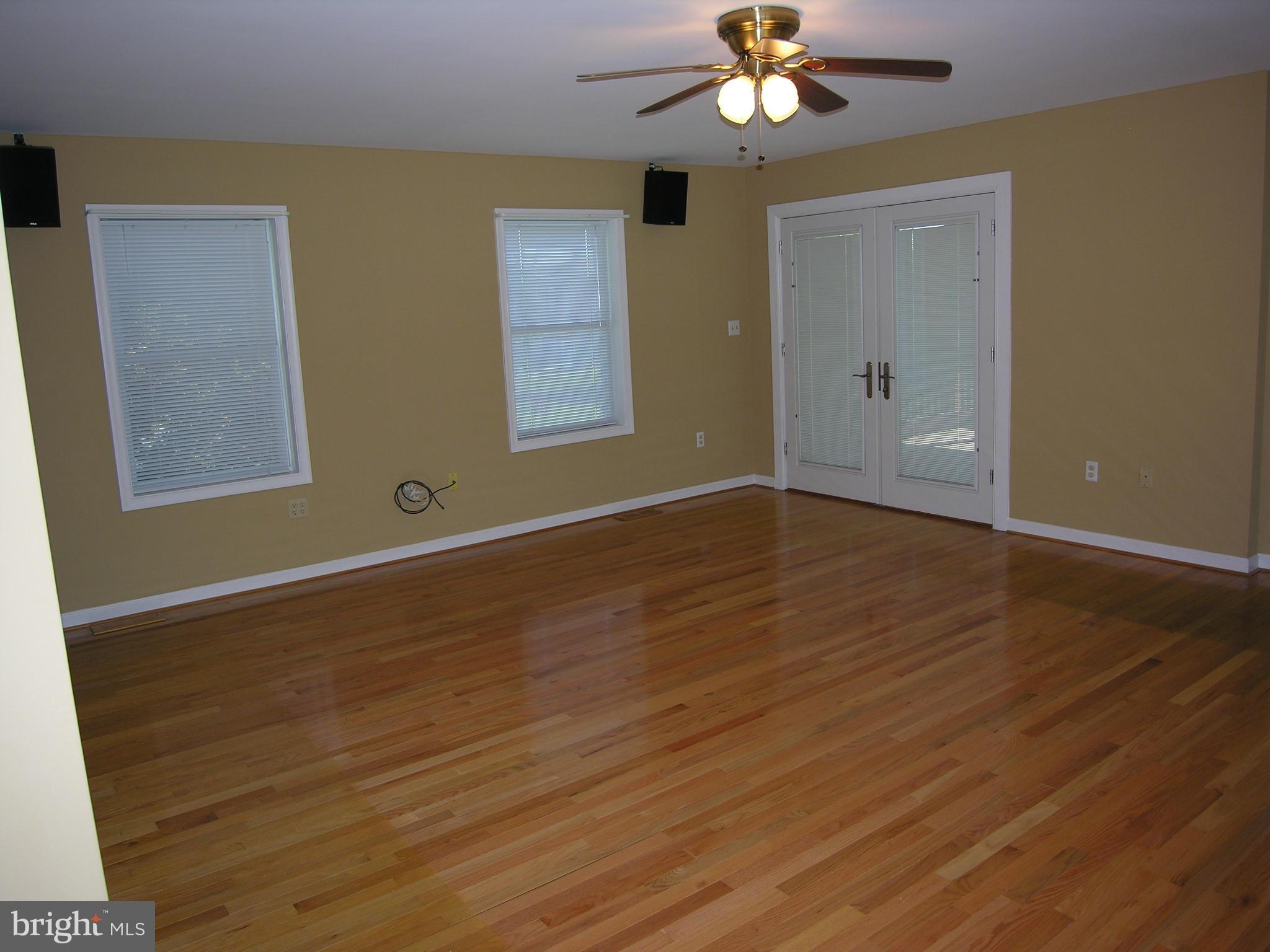 216 Poorhouse Road Winchester, VA 22603 - Photo 10 of 30 Family Room from garage entrance