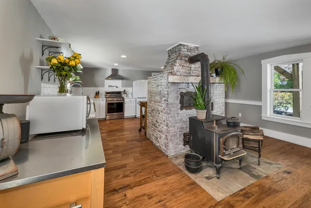 $699,900 | 236 Main Street, Candia, NH 03034